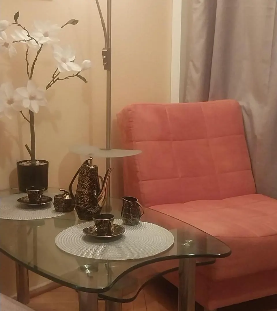 Avenue View Apartments contacts